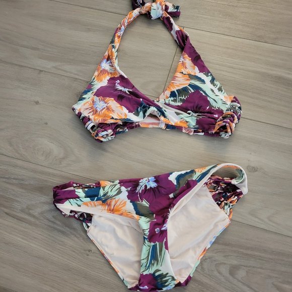 Francescas bikini - Picture 1 of 1
